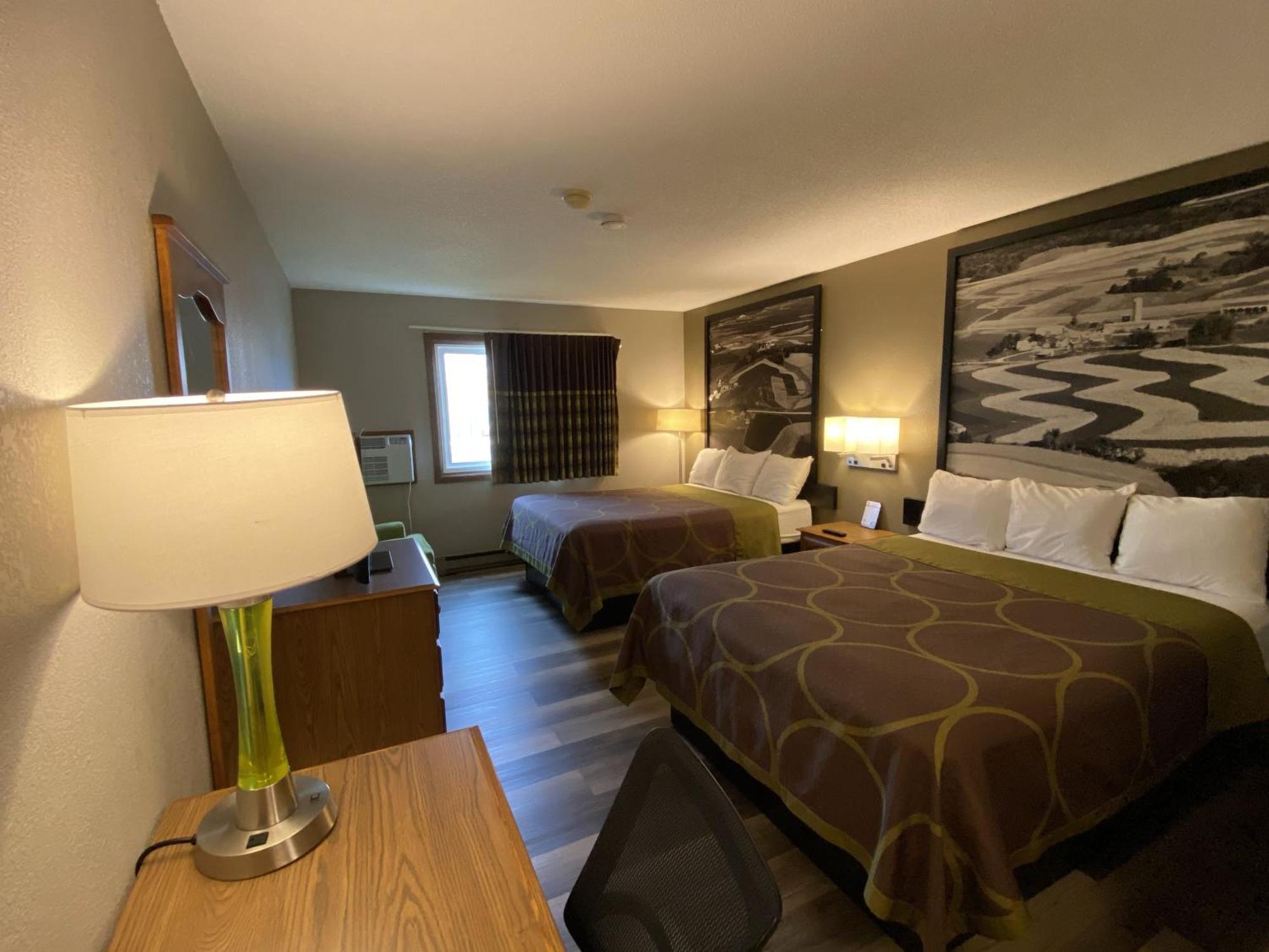 Super 8 By Wyndham Green Bay Near Stadium Exteriér fotografie