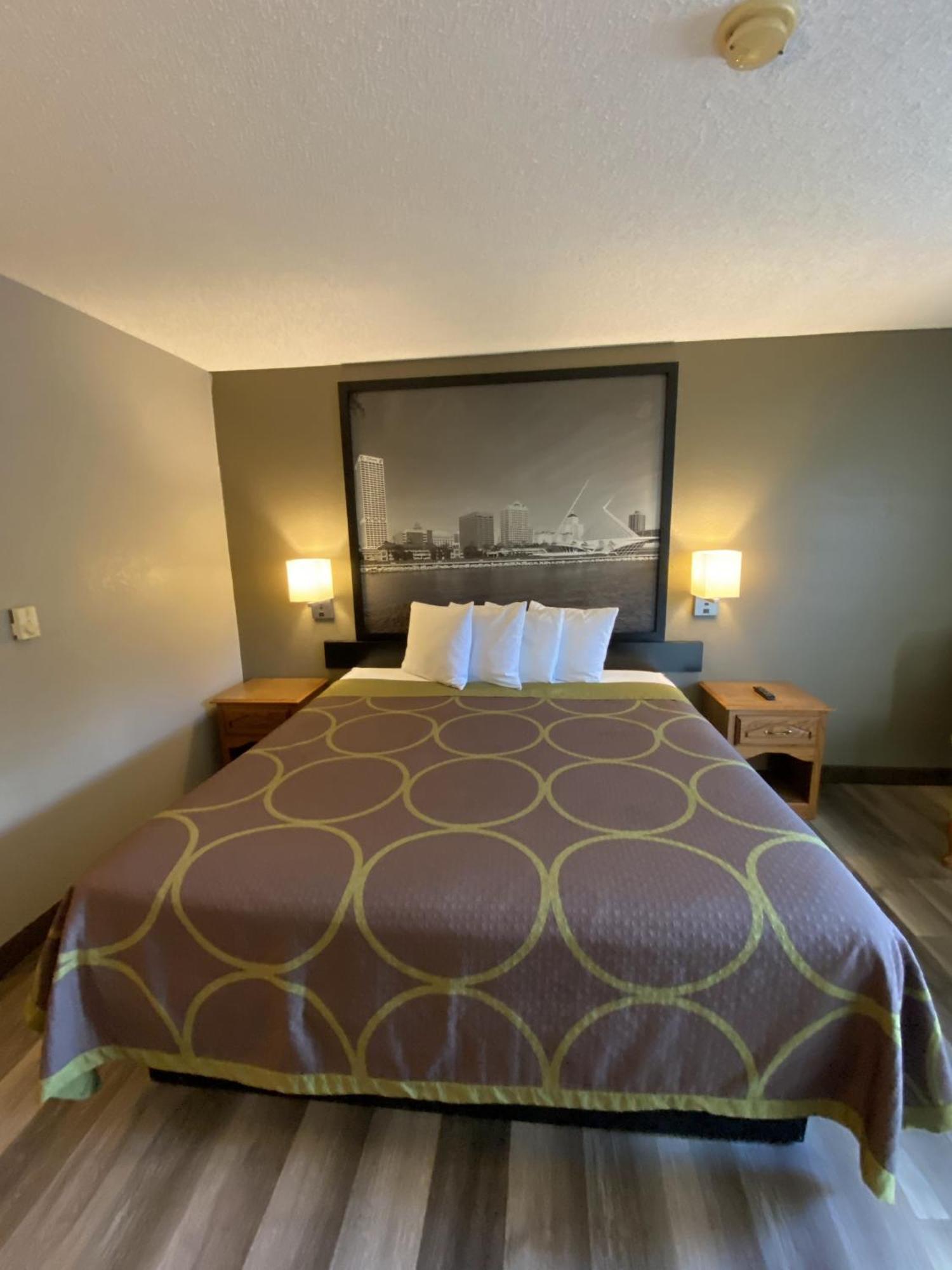 Super 8 By Wyndham Green Bay Near Stadium Exteriér fotografie